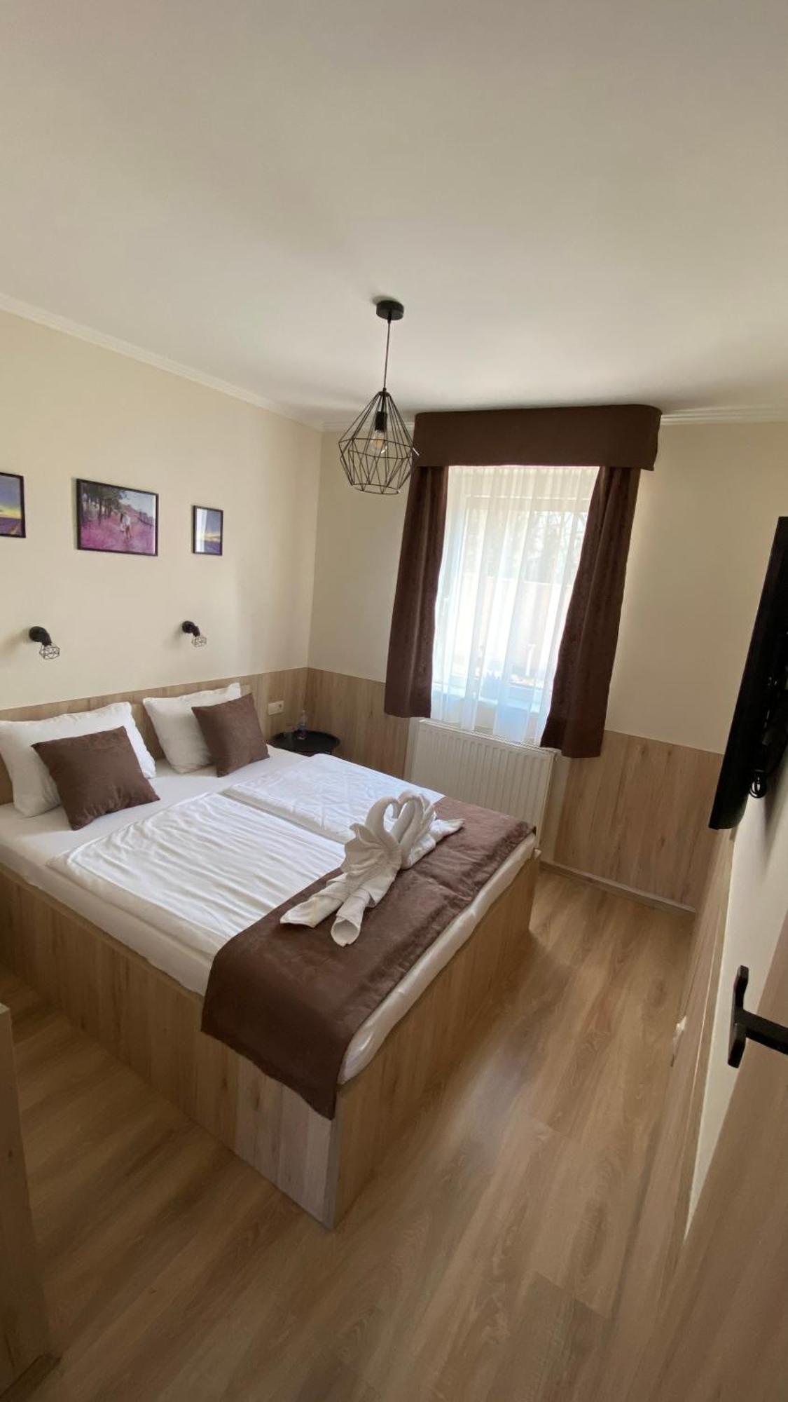 Levendula Vendégház Győr Exterior foto