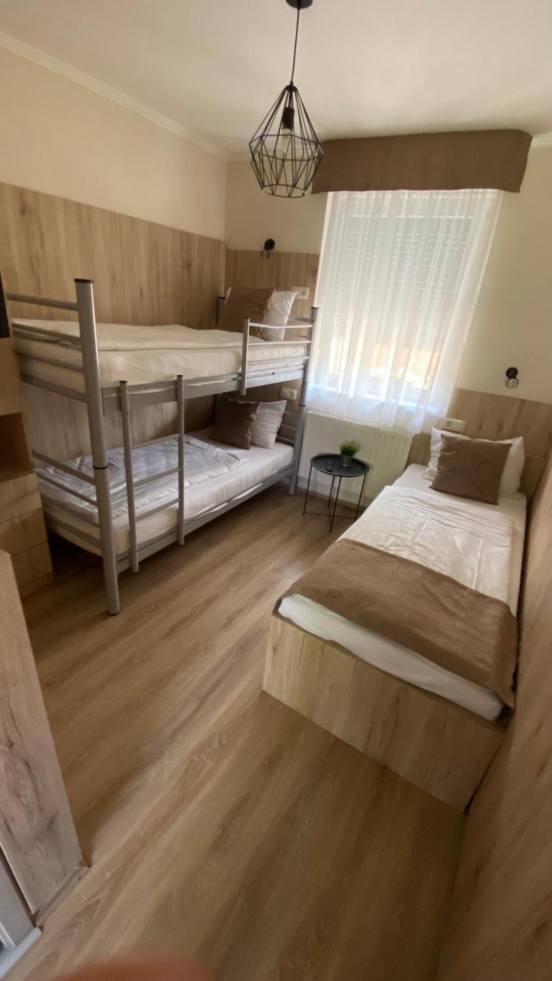 Levendula Vendégház Győr Exterior foto